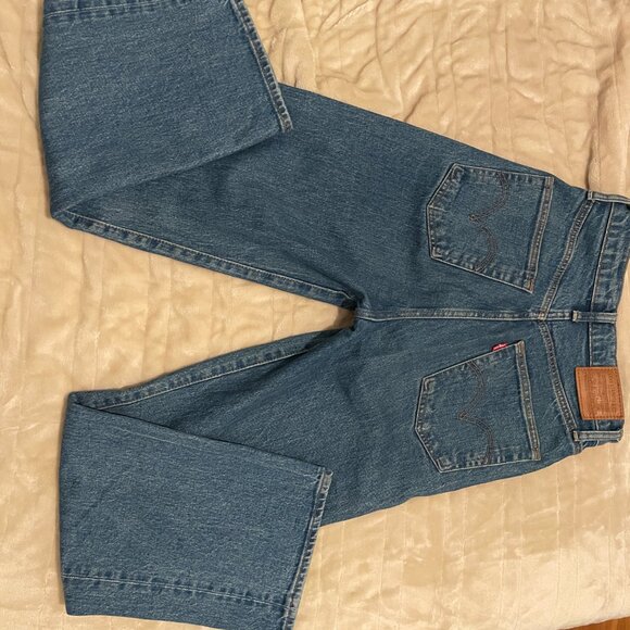 Levi's Ribcage Straight Ankle Jeans - Picture 3 of 3